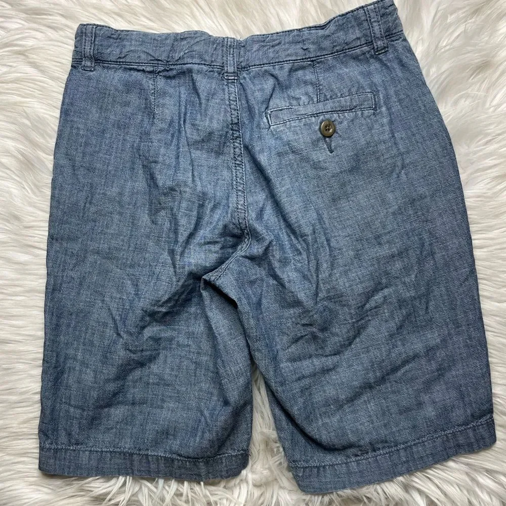 Old Navy Flat front Chambray Shorts Medium Denim Wash Size 10